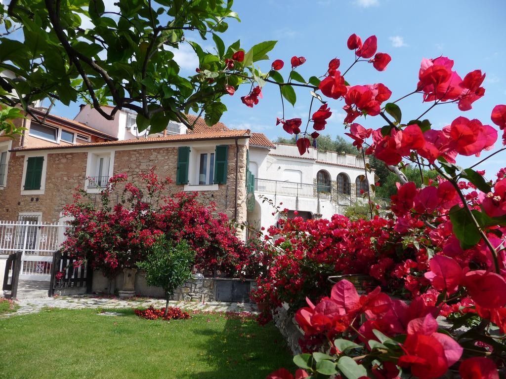 Ca Dei Conti Villa San Bartolomeo Al Mare Eksteriør billede
